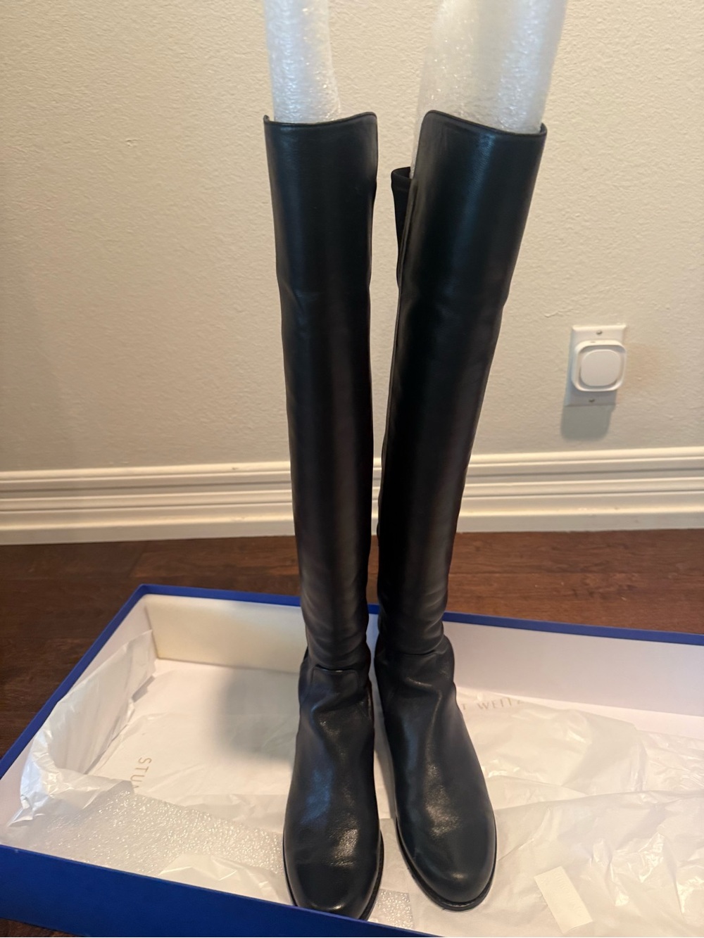Stuart Weitzman RESERVE OVER-THE-KNEE BOOT Size US 7.5